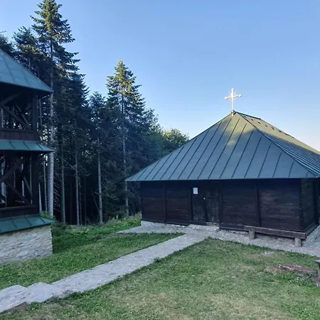 Kamp Kucica Trokrevetna Campingplads