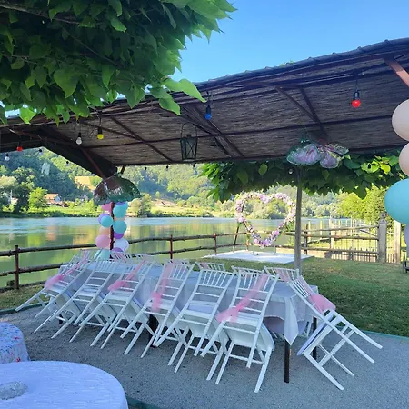 Kamp Kucica Trokrevetna * Crnca